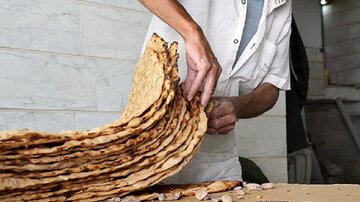 قیمت نان سر به فلک کشید! / فروش نان سنگک در تهران به ۵ هزار تومان رسید...