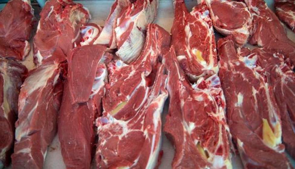 تناقض 2 دستگاه در خصوص محموله گوشت وارداتی که به کارخانه های سوسیس و کالباس رفت