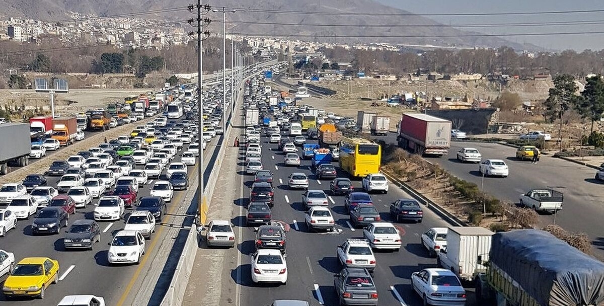 از هجوم مسافران تا یکطرفه شدن جاده چالوس